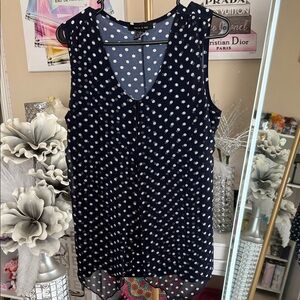 Chic Navy Polka Dot Sleeveless Blouse